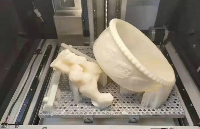 三D打印樣機(jī)測(cè)